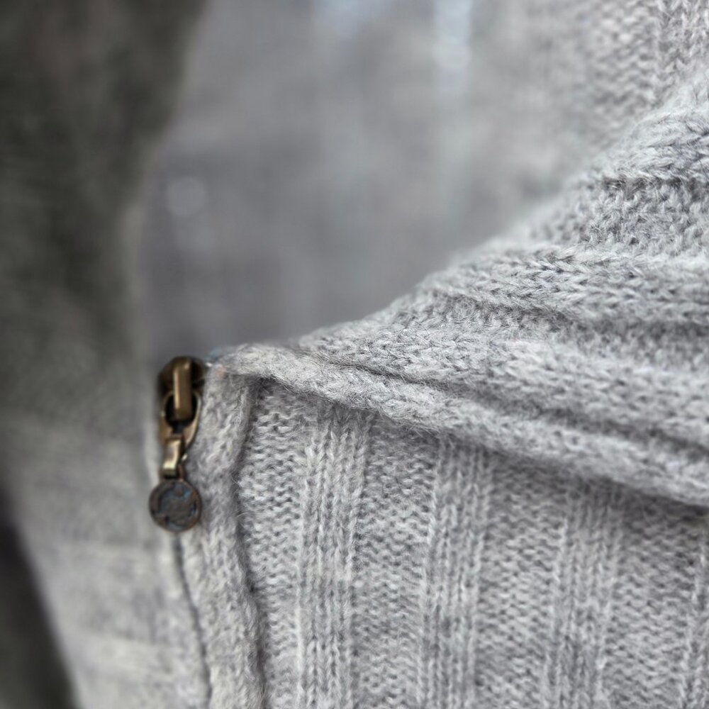 Sarah Pacini Light Gray Ribbed Zip-Front Cardigan Sweater - Picture 8 of 8